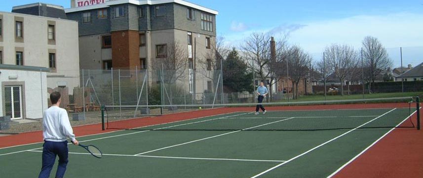 Best Western Kings Manor  Hotel Tennis Court